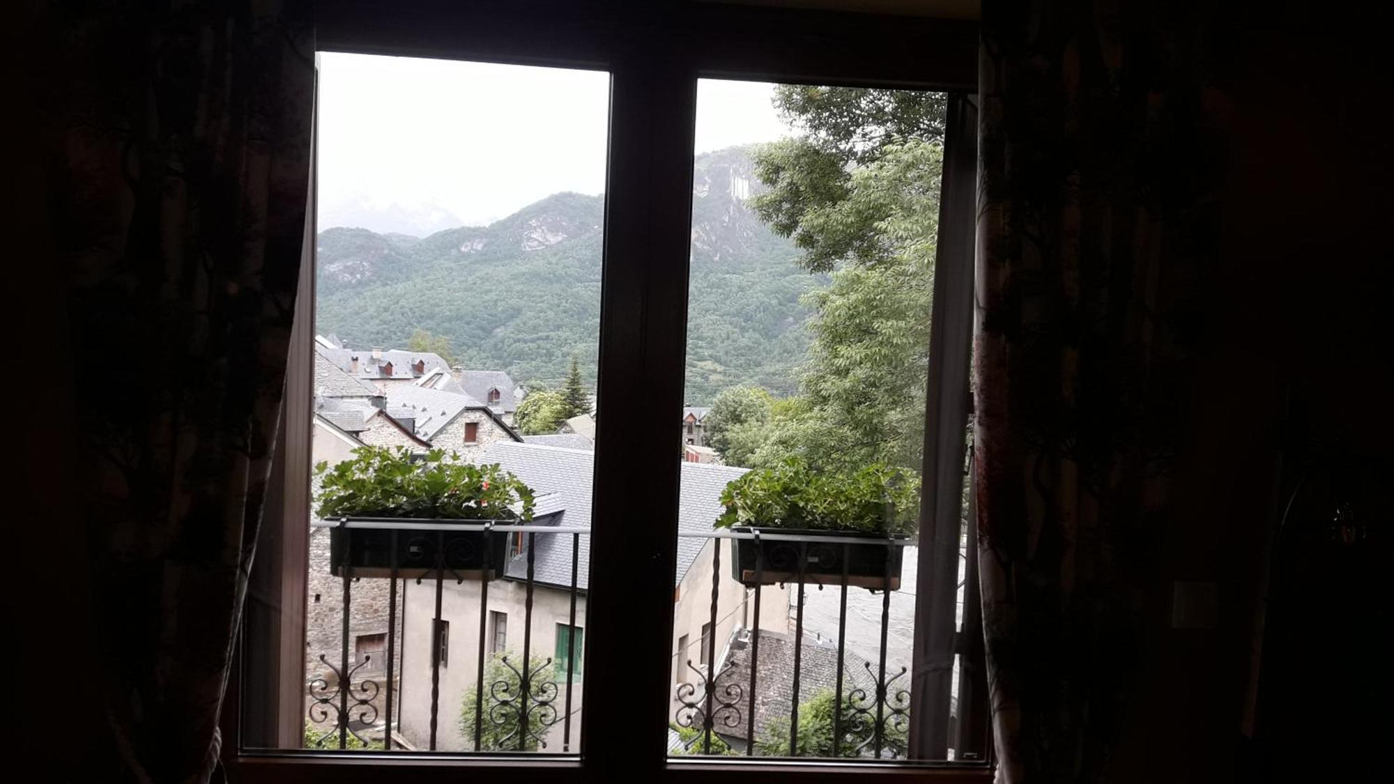 Appartamento La Borda De Garbi Piedrafita de Jaca Camera foto